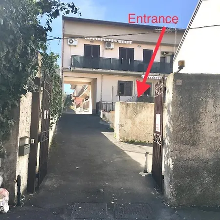 Apartment L'attico Di Greta,etna House